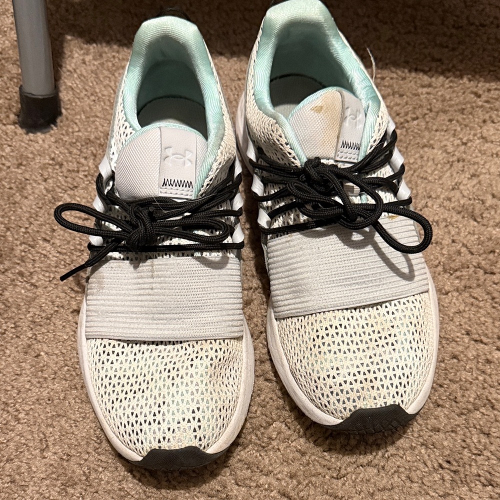 Under Armour Women's Athletic Shoes size 8